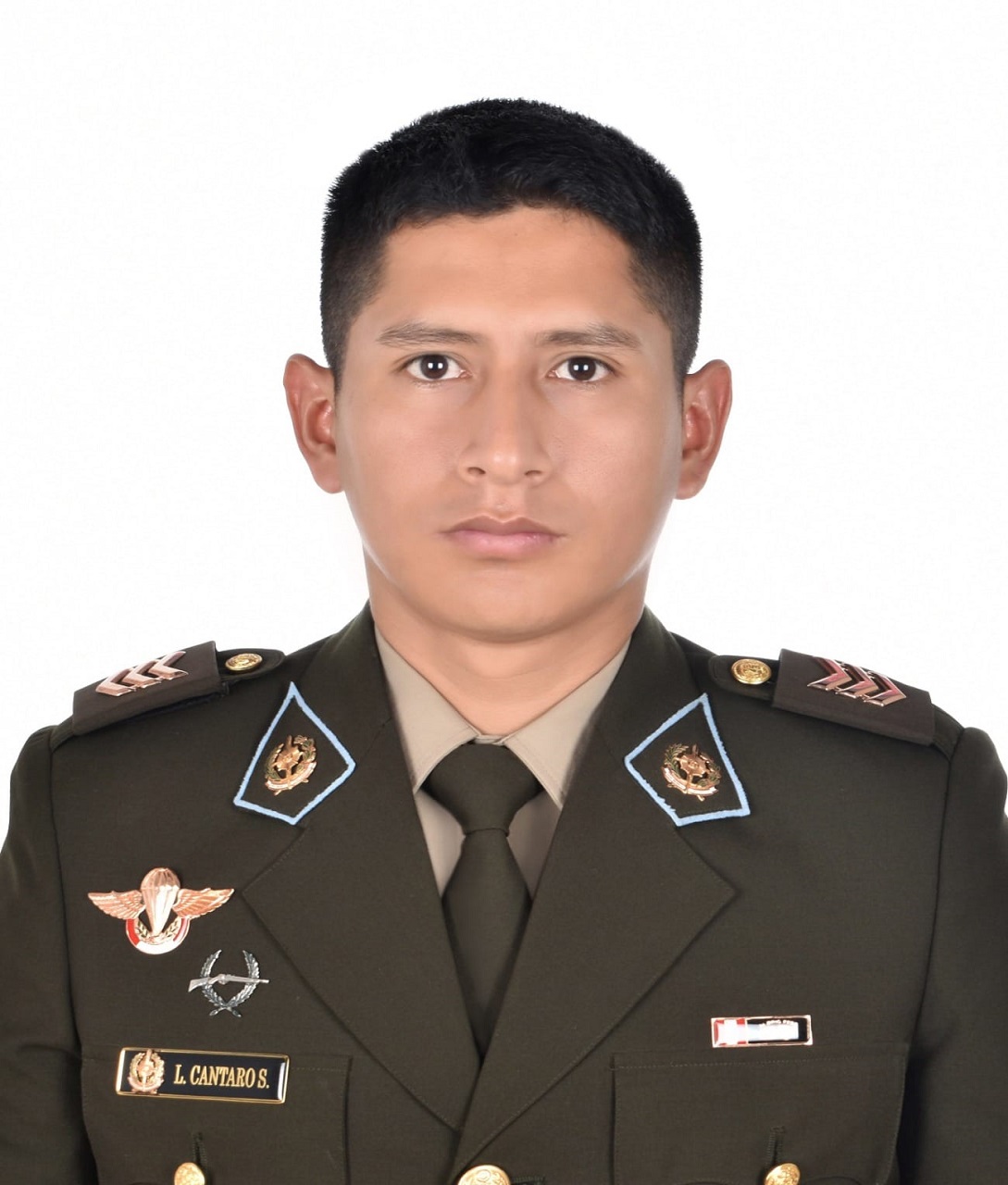 Foto de SO1 T/ADM CANTARO SANABRUA LUIS ENRIQUE